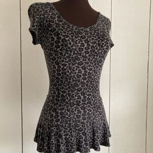 Love Ady Black Gray Leopard Print Peplum Top Size Small